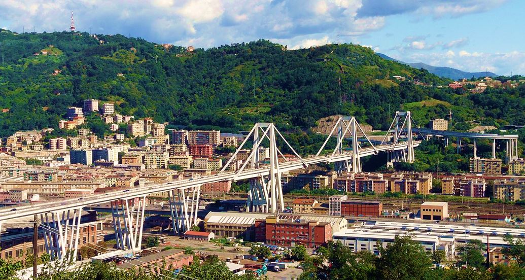 Ponti Morandi - Viadotto Polcevera Genova 2010 - fonte Wikipedia